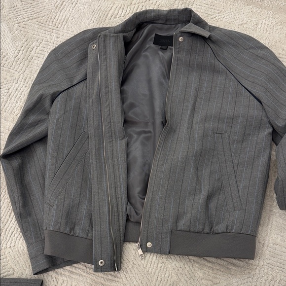 Zara Gray Pinstripe Jacket and Skirt Set - Picture 11 of 16